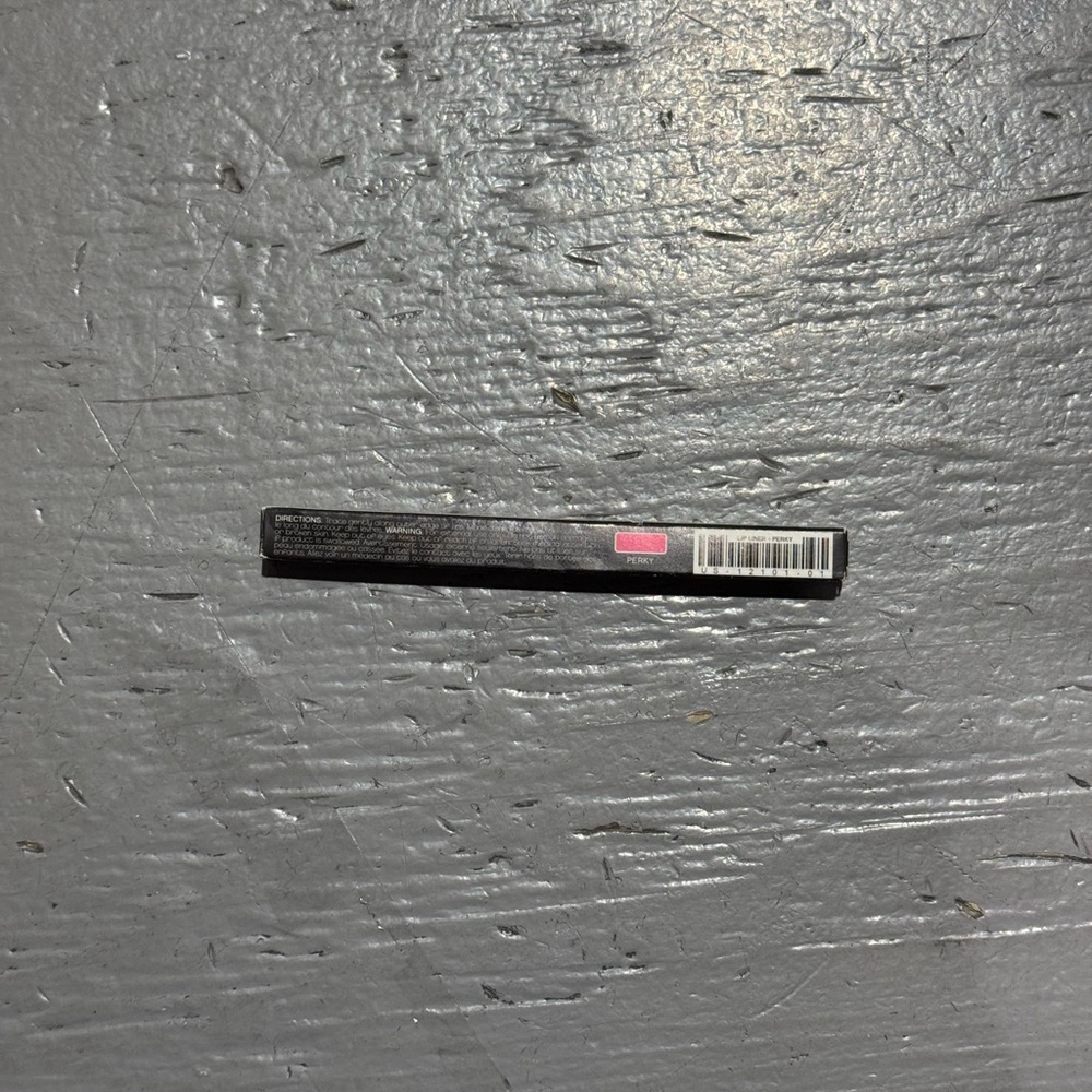 Younique Moodstruck Precision Pencil Lip Liner in the colour Perky